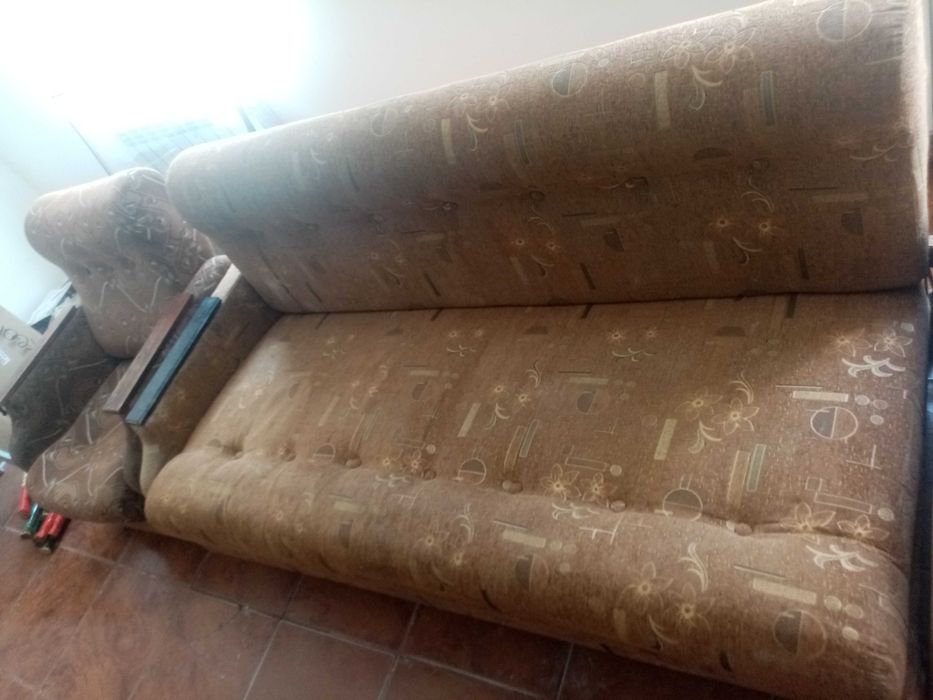 Мягкий уголок - диван и 2 кресла. Диван 180 х 80 см, кресла 75 х 75 см