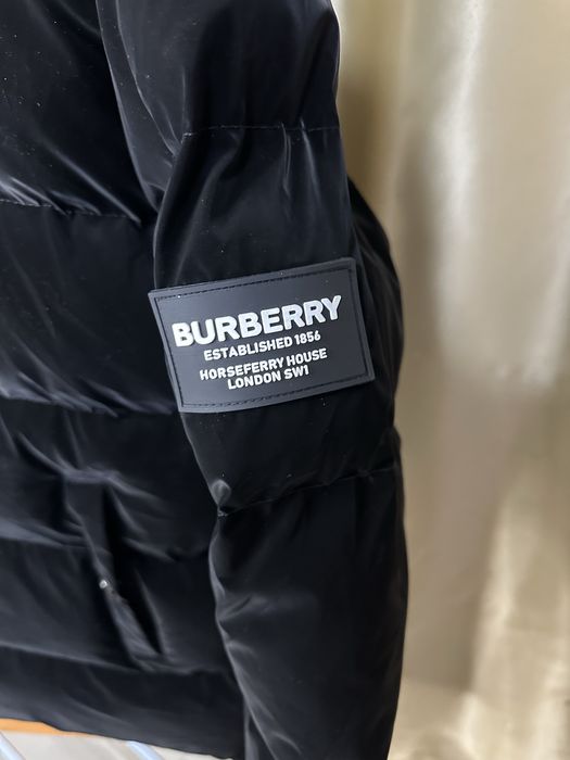 Geacă Burberry Puffer Neagră