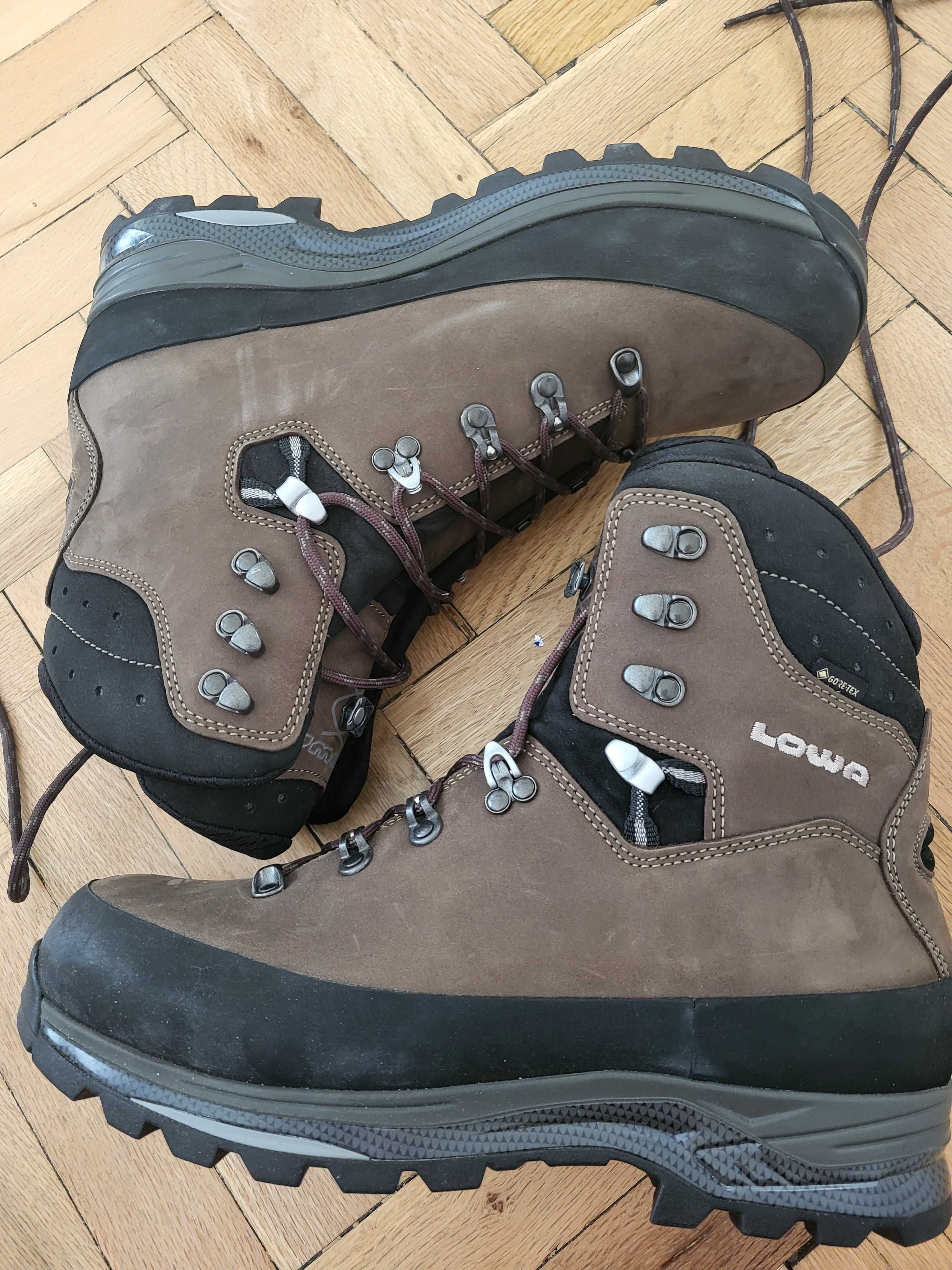 Планински обувки Lowa Tibet GTX, нови номер 44.5 281мм. стелка.