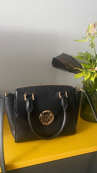 Michael Kors чанта естествена кожа