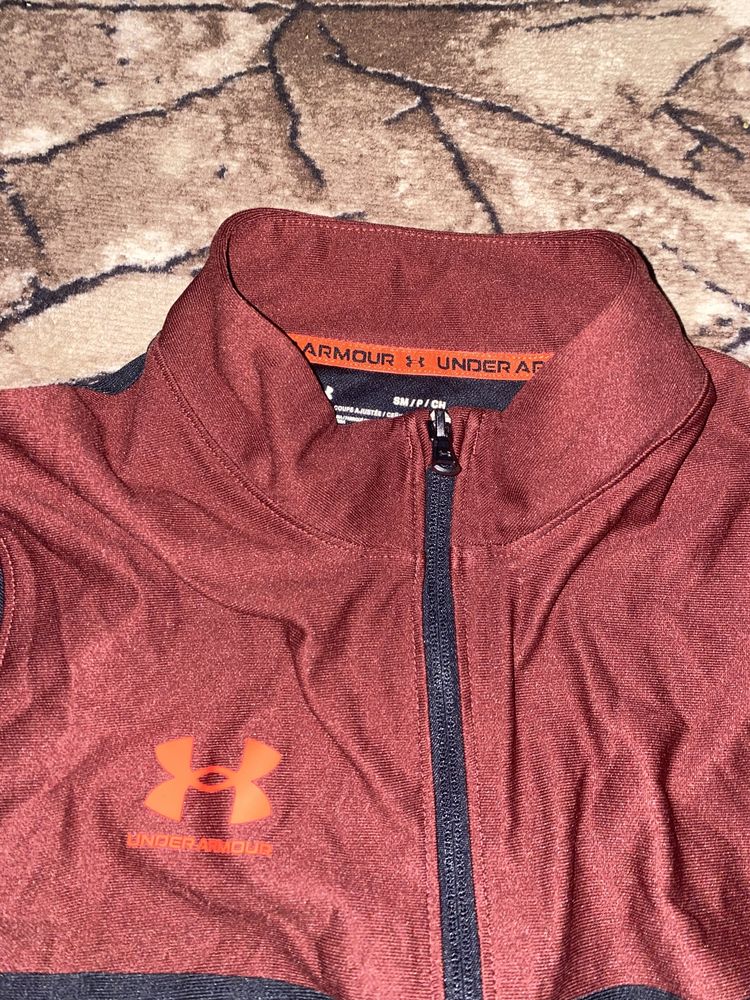 Under Armour горнище