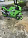 Vand sau schimb Kawasaki ninja zxr6