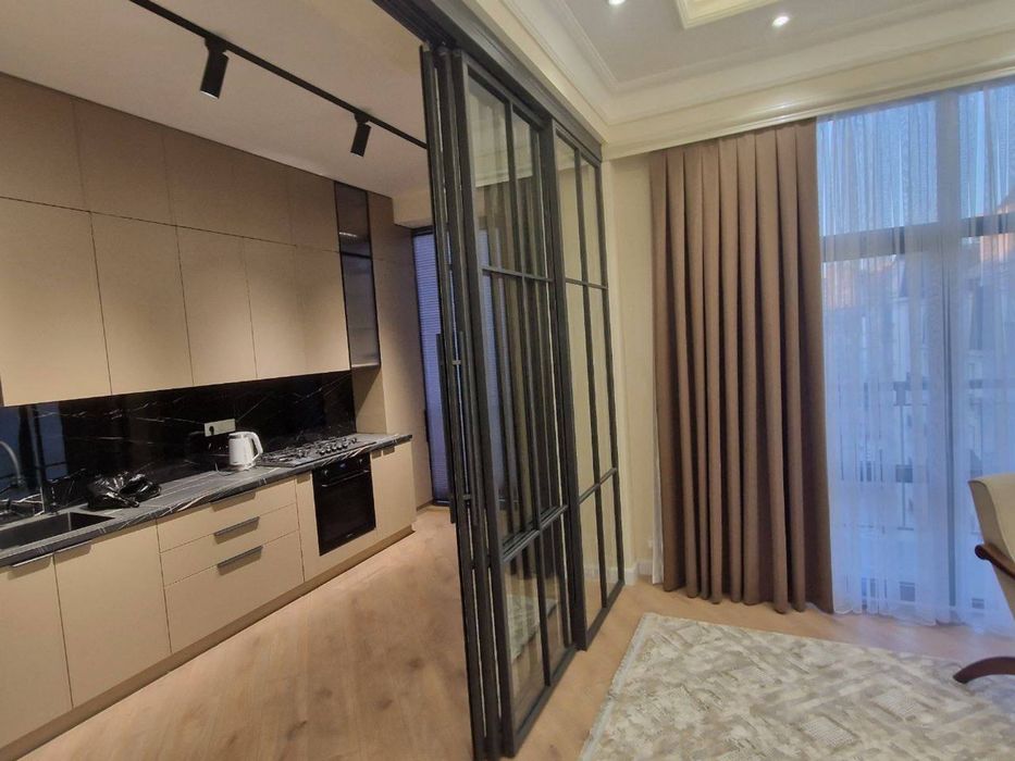 Продается Новостройка Квартира 3х комнатная  Ориентир: ЖК “Via Port”