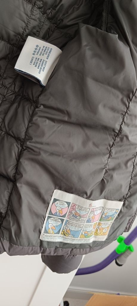 Geacă gri Moncler cu puf, stare impecabila, Marime S/XS, dama