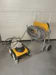 Robot aspirator curatat piscina bazin inot Weda W50