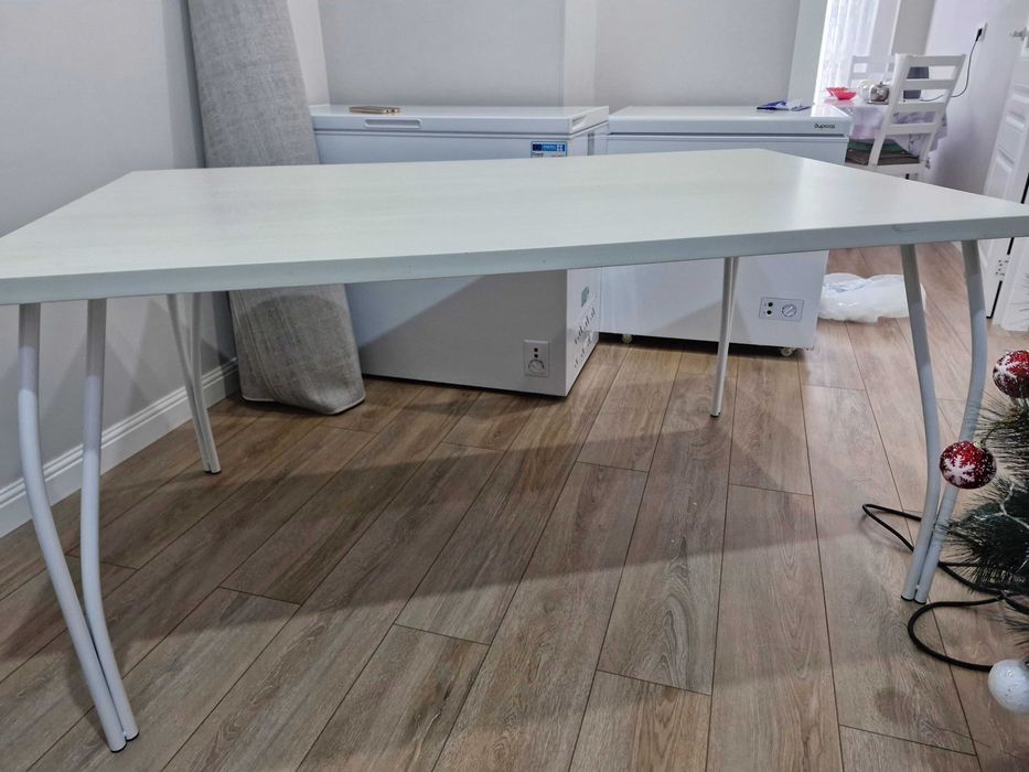 Продам Кухонный стол