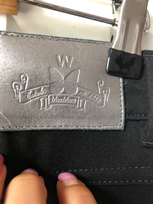 Мах Мара S или малък М.