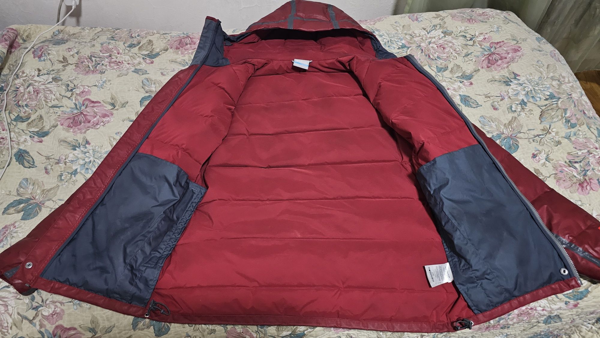 Куртка осенняя. Columbia titanium. 46 размер. C.
