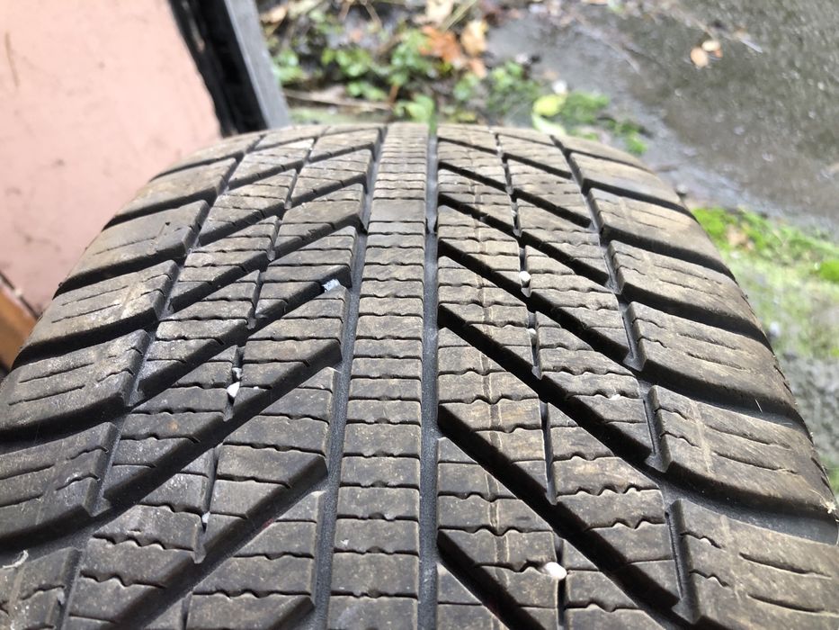 Зимни гуми Goodyaer Vector 4Seasons 205 55 16