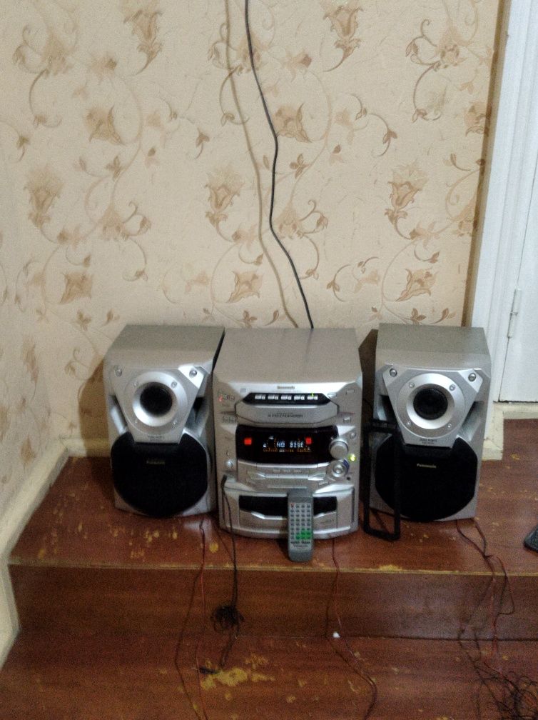 Muzikalni sentr Panasonic