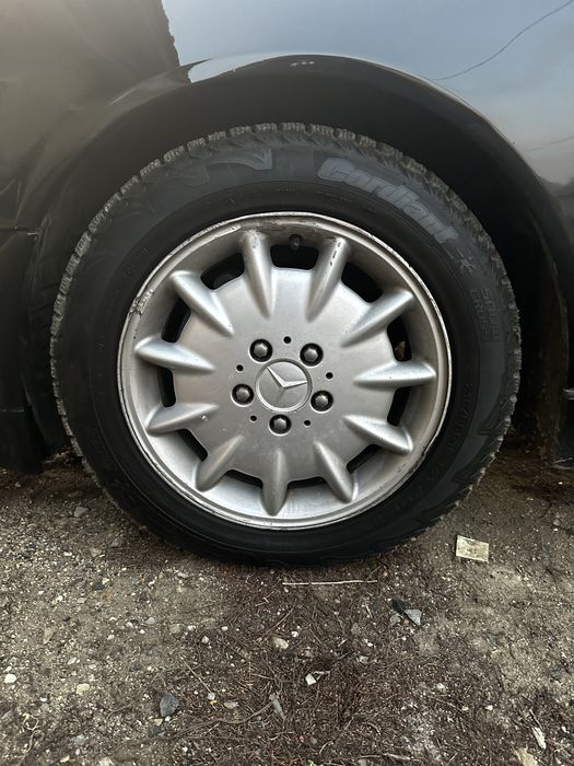 Зимный покрышки с дисками 215/55/R16 продам или обмен на р18