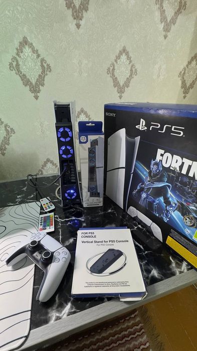 Playstation 5 slim 1tb PS5