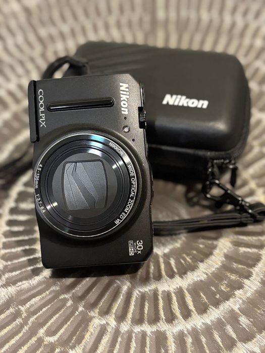 Nikon Coolpix S9700 fotocompactă, zoom optic 30x cu GPS și Wi-Fi