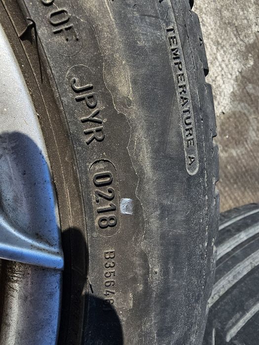 Джанти с гуми Dunlop