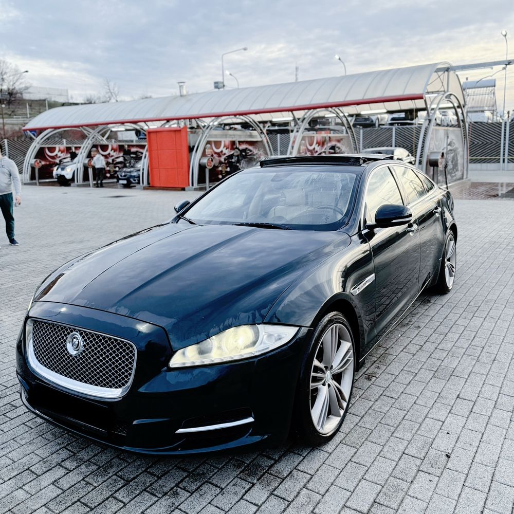 Dezmembrez Jaguar XJ X351 3.0 diesel 275cp Motor nou!