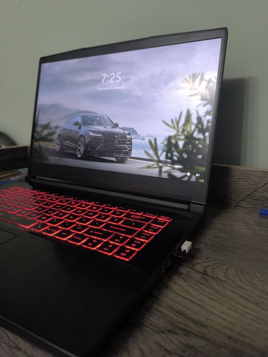 Ноутбук игровой MSI 256/8 GB + 500GB HDD