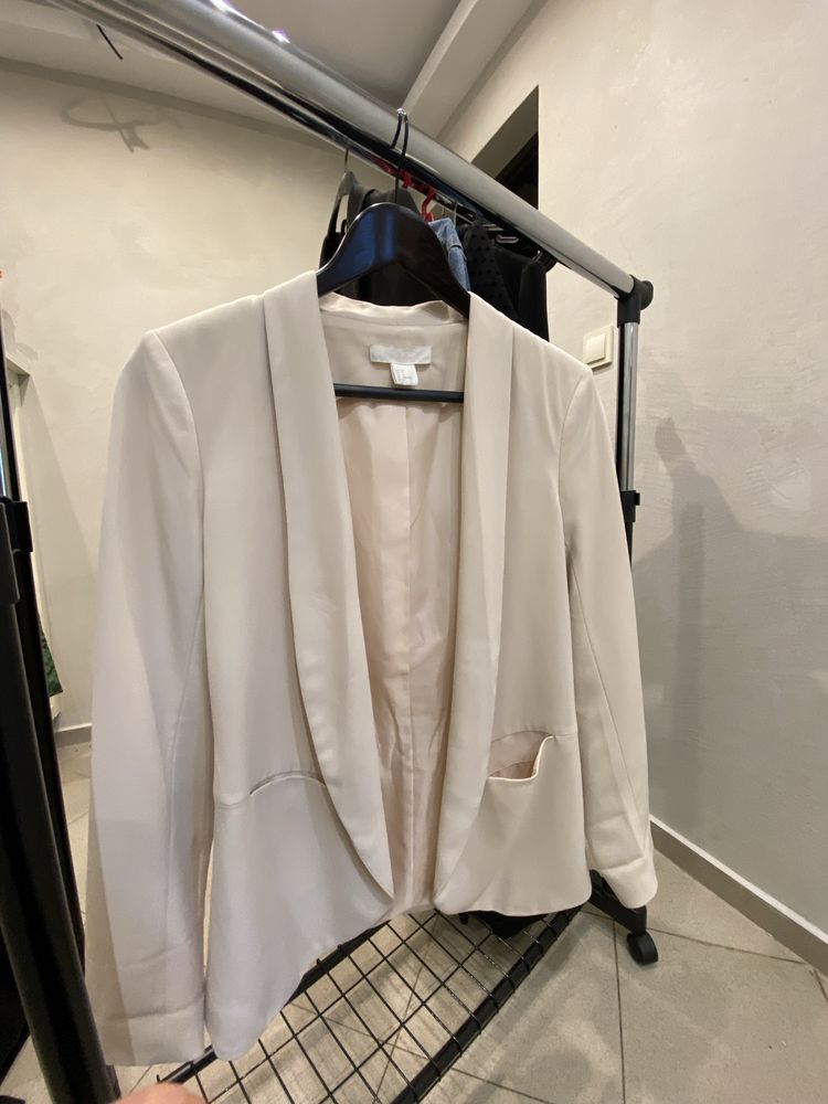 Блейзър H&M бежов