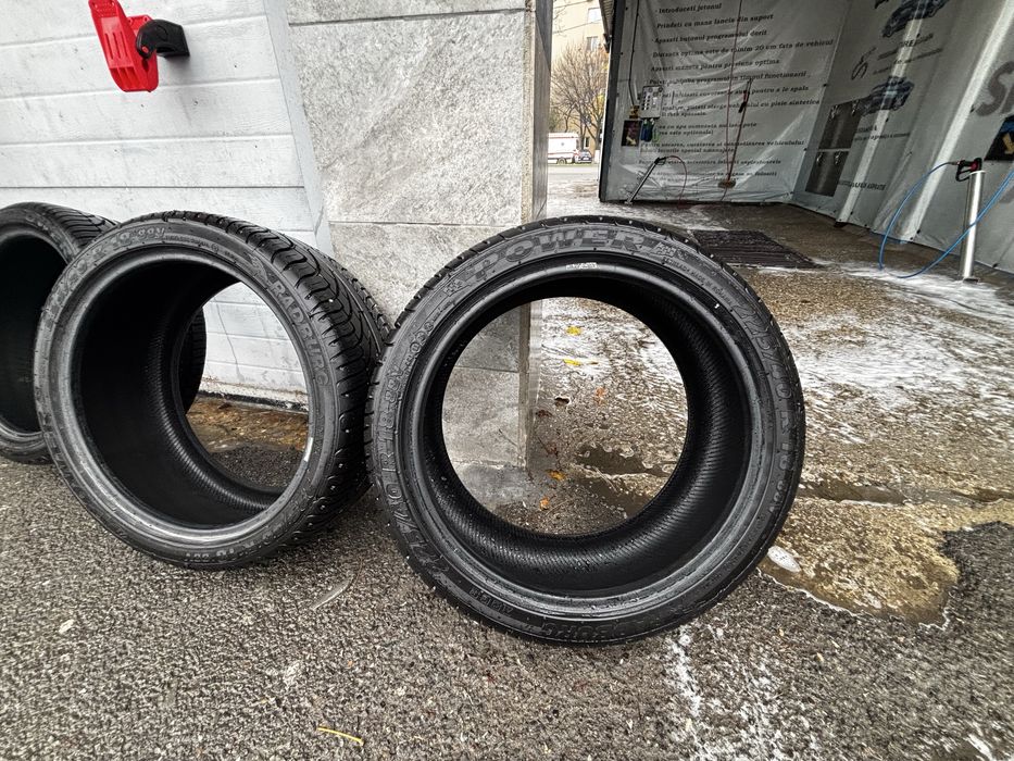 Vand 4 anvelope vara Radburg 225 40 18