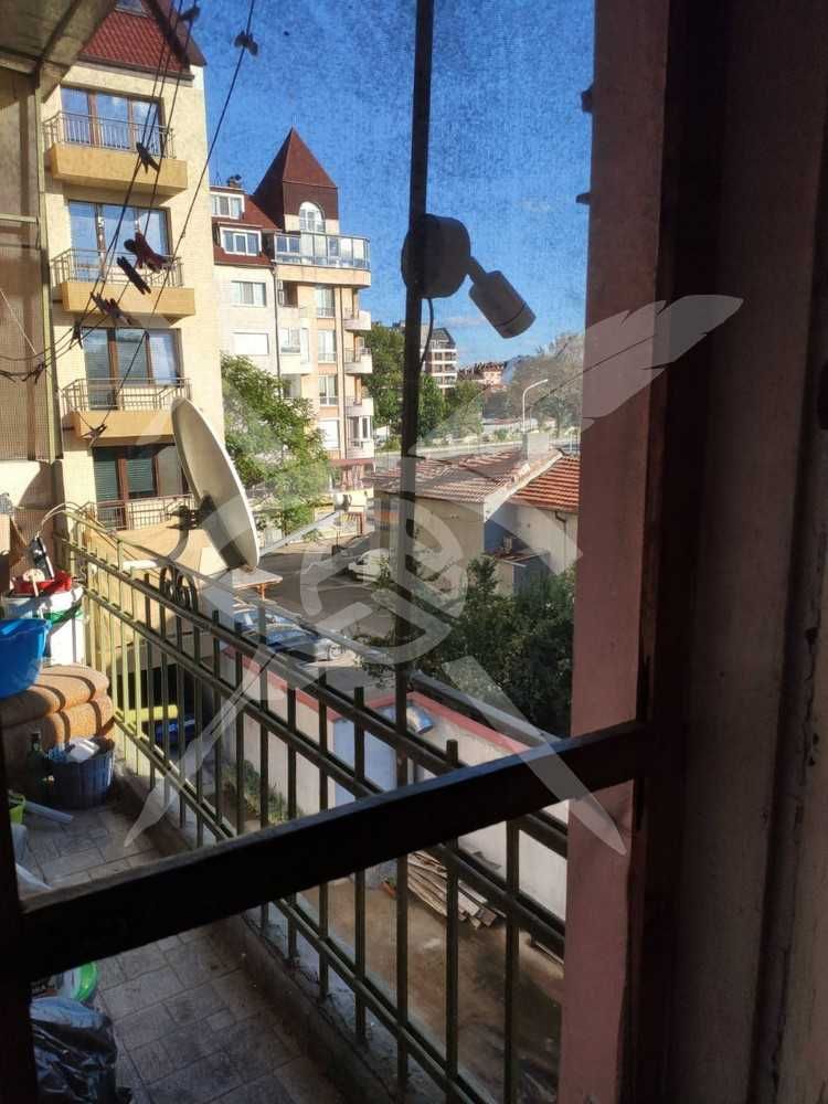 Продава се Етаж от къща в София, Център - 82 кв.м за 1708 €/кв.м - Снимка #1