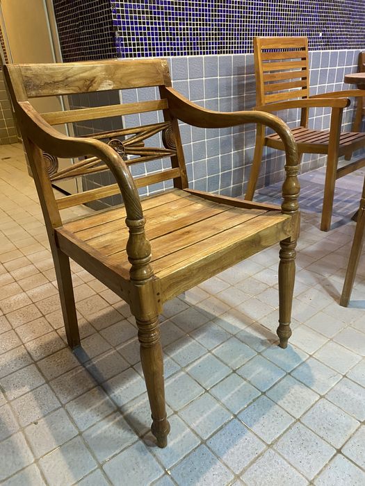 Деревянные кресла со столами массив премиум.