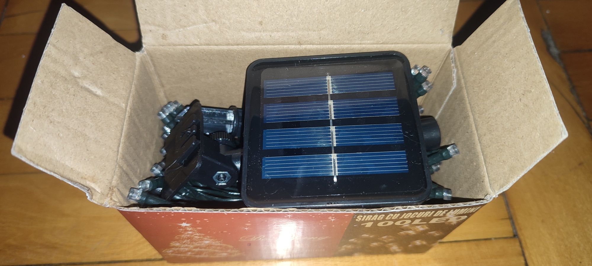 instalatie solara 100 leduri 4 culori 10 m