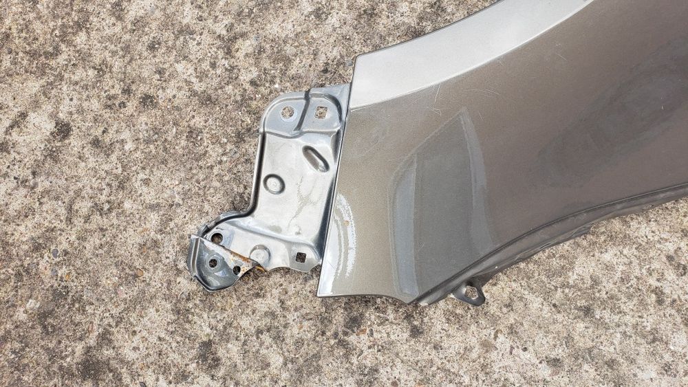 Преден десен калник Toyota Corolla 2018-25г.