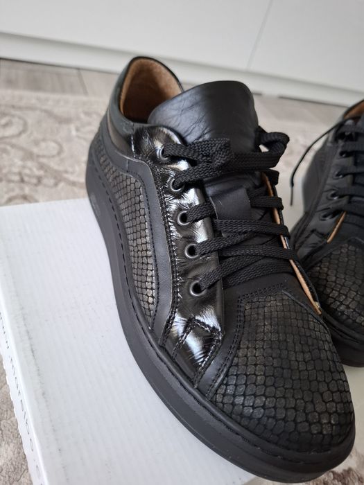 Vând pantofi femei nr 37