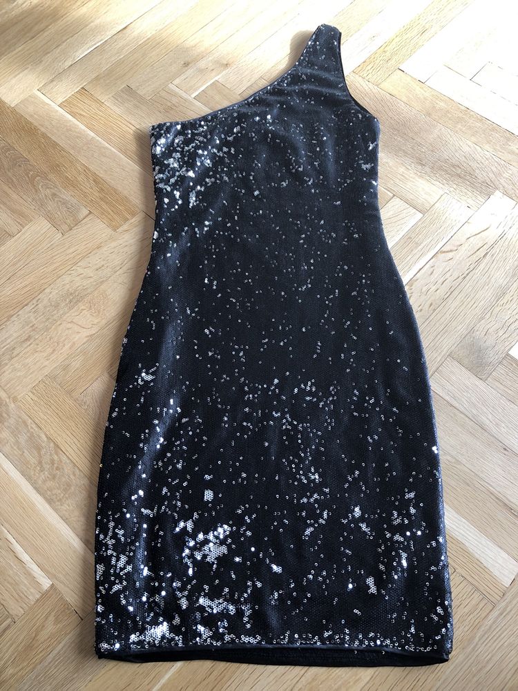 Къса вечерна черна рокля, размер EU 36