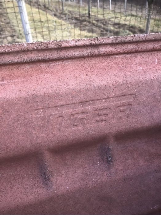 Tigla beton 2 lei bucata