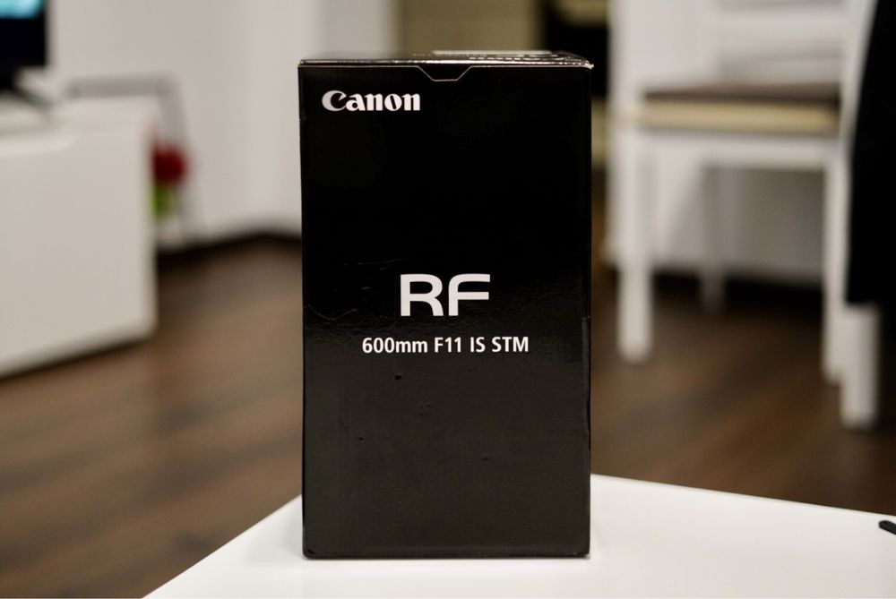 Canon RF 600mm F/11 IS STM