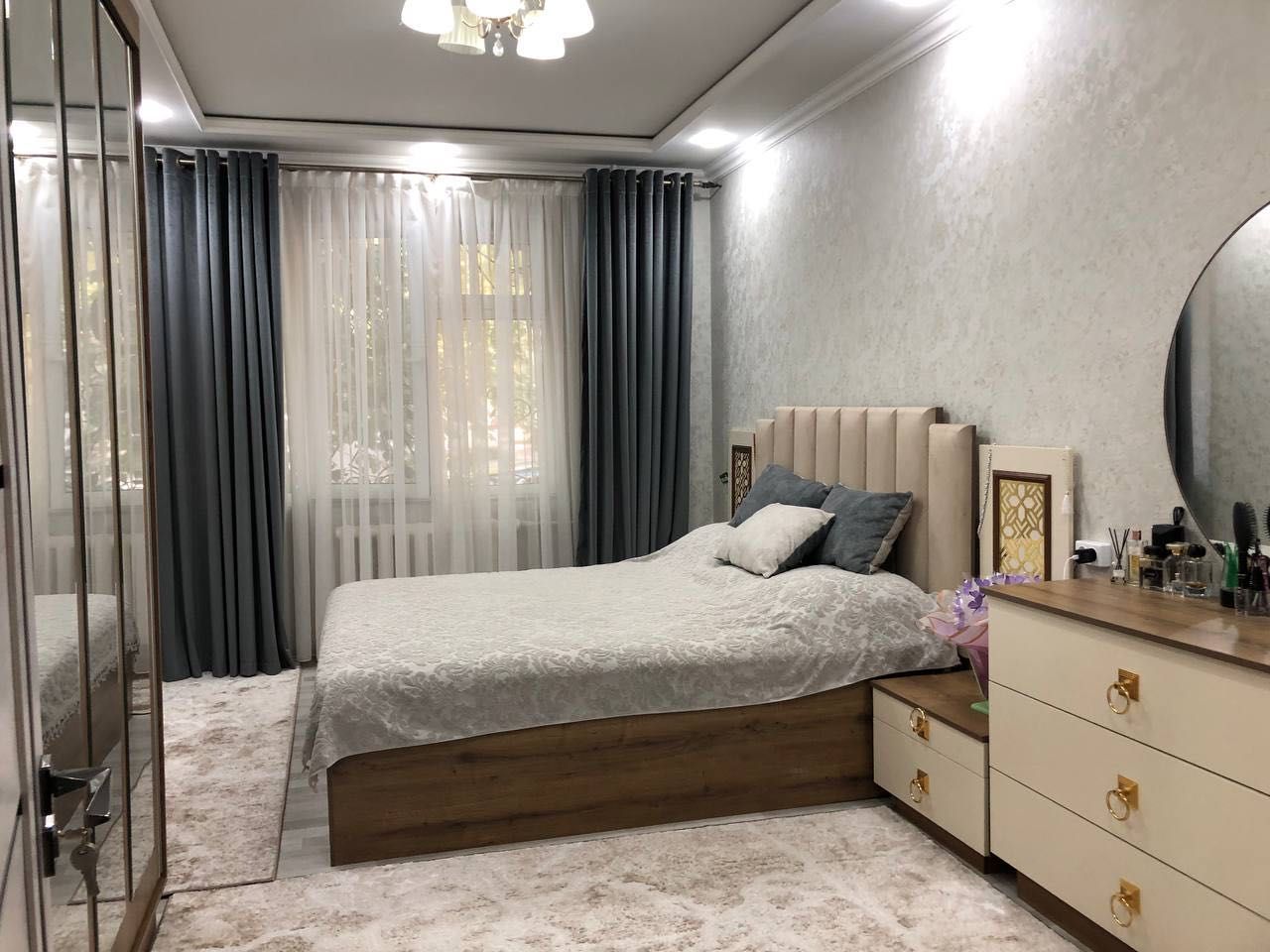 Продается квартира на ТТЗ-1 1 этаж 3*комнатная переделанная в 4.