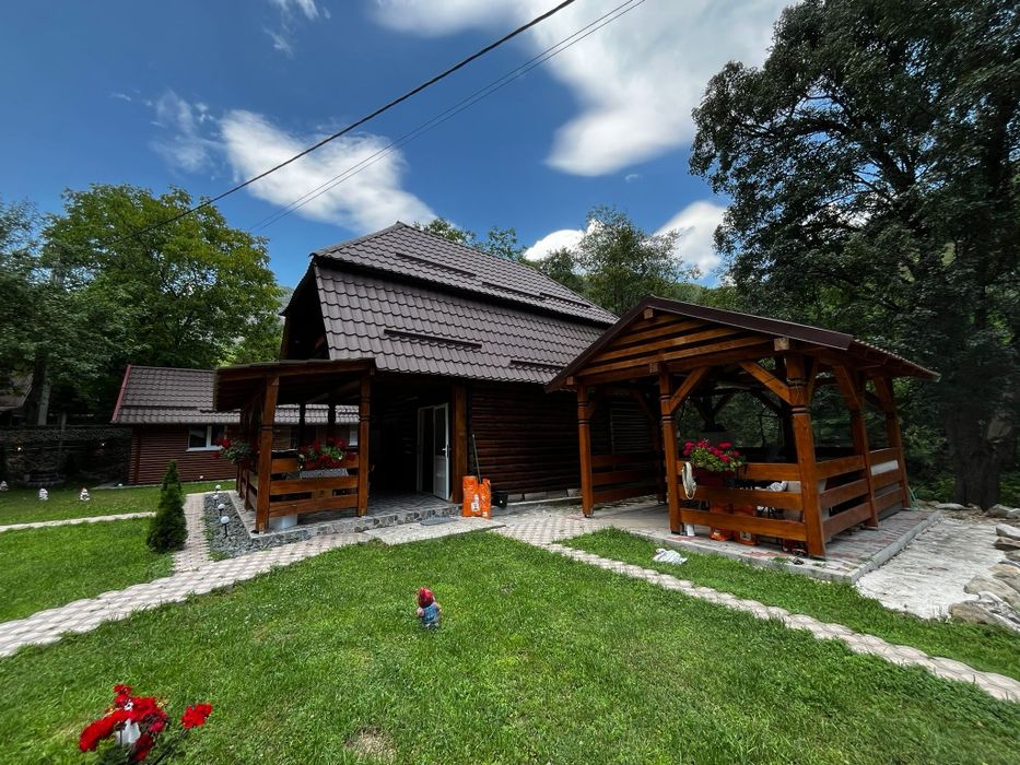 Cabană de închiriat!