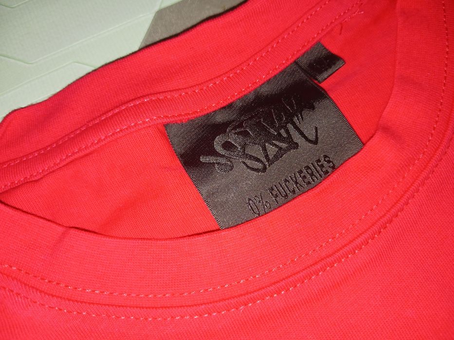 Продавам спортен комплект