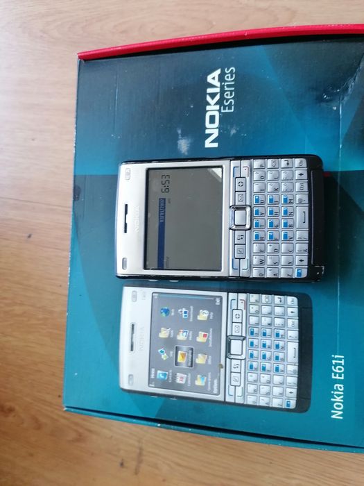 Vând Nokia e 61 i liber de rețea trimit și prin curier sau posta roman