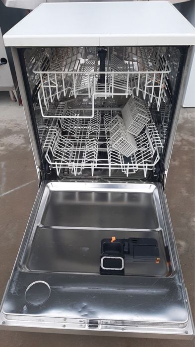 Професионална съдомиялна Миеле