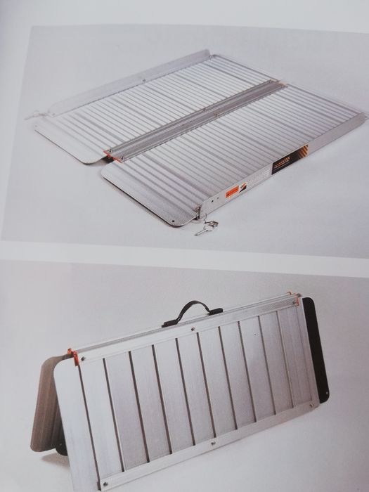 Алуминиева телескопична рампа тип КНИГА, нова.