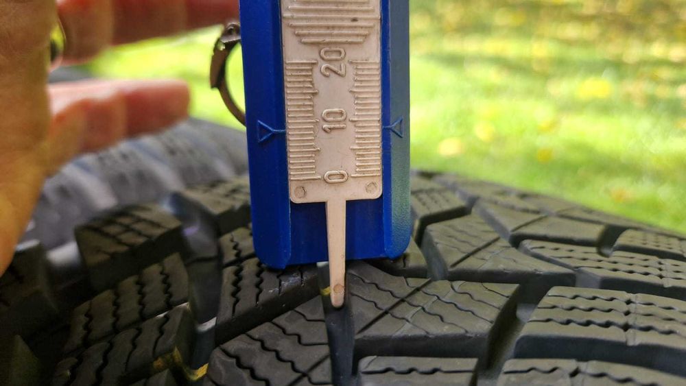 Anvelope iarna 225 55 R 16 Dunlop