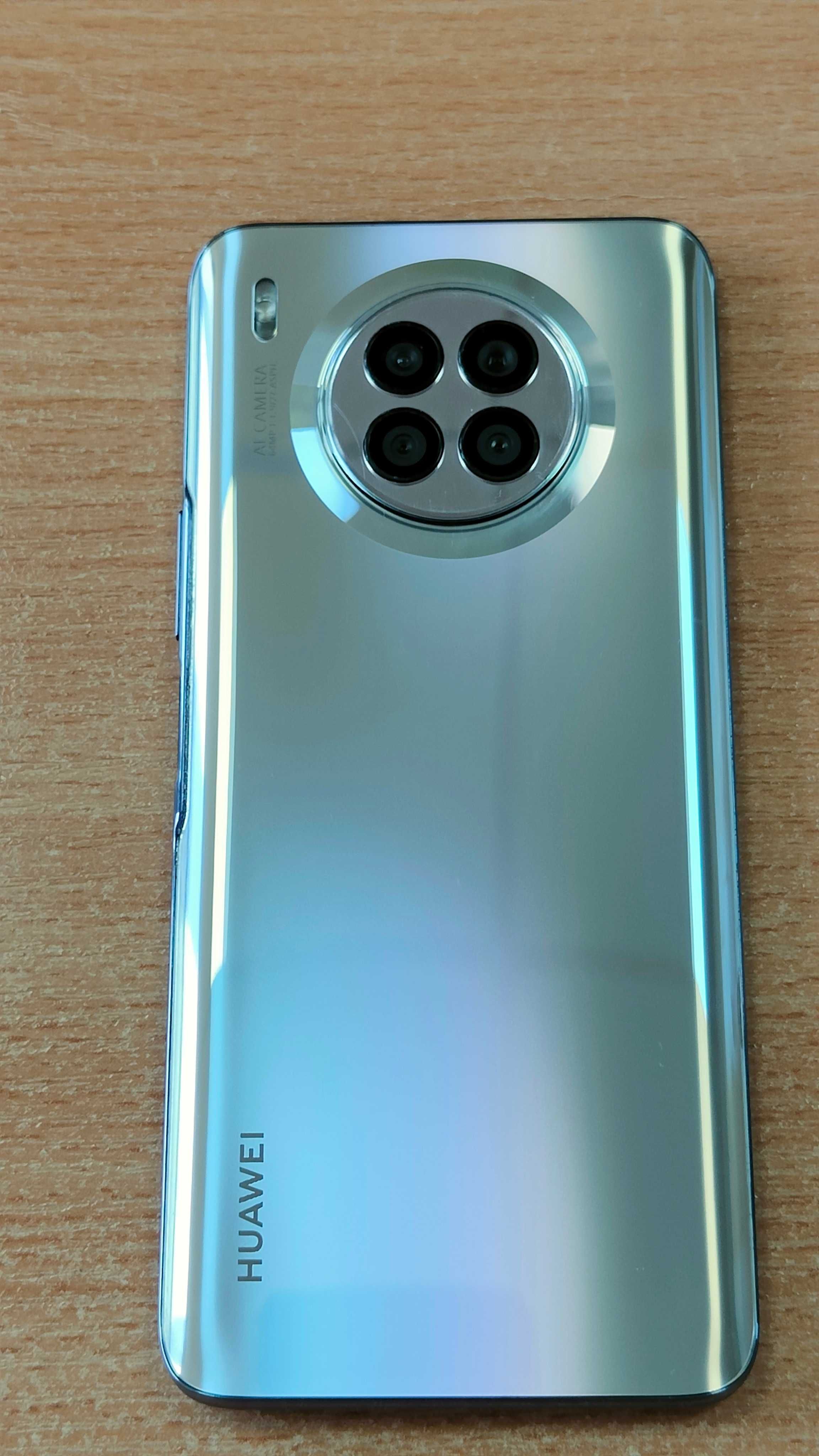 Huawei nova 8i .