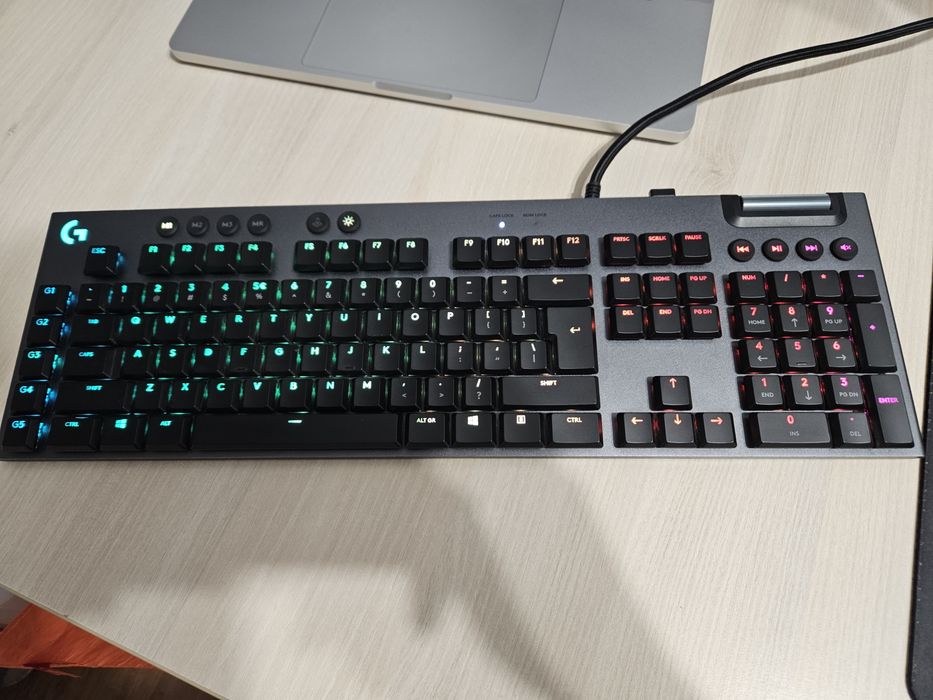 Tastatură Gaming Logitech G815 cu switchuri GL Linear