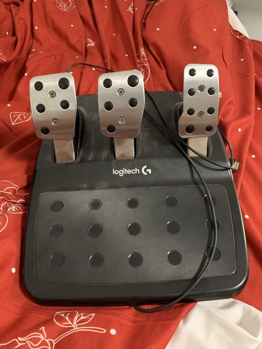 Volan Logitech G920 cu pedale si schimbator