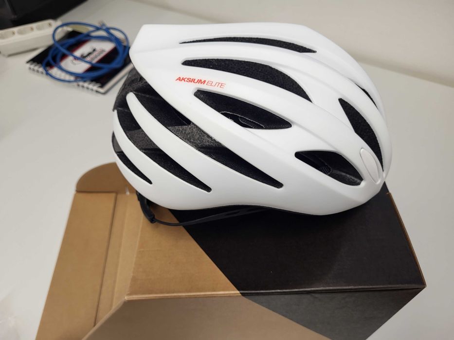 Casca 	Mavic Aksium Elite marimea S