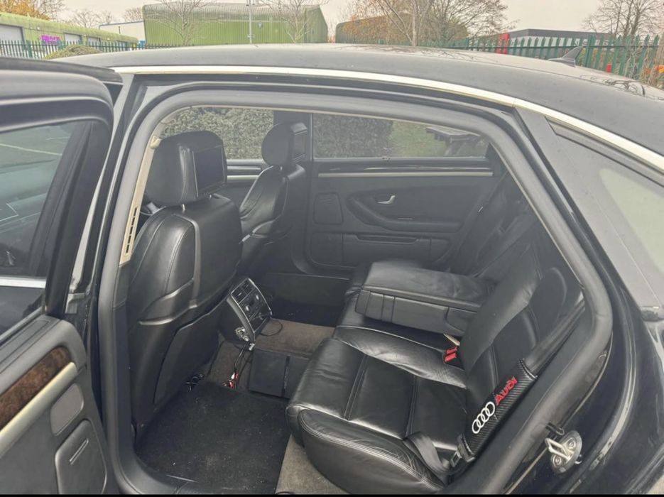 Audi A8 L 4.2TDI 420CP