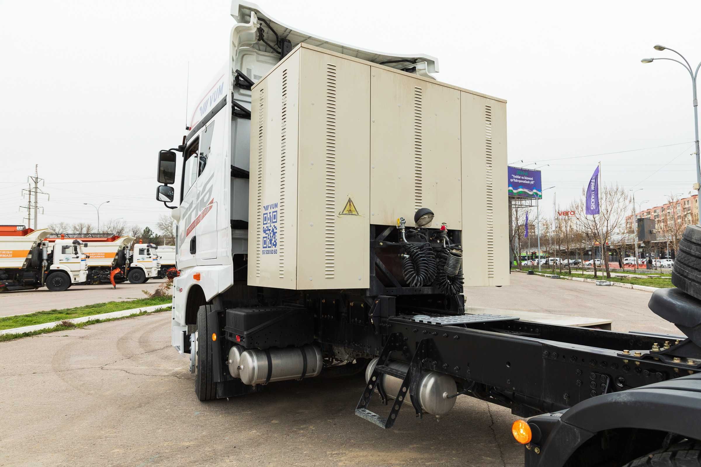 FAW JH6 тягачи 4x2