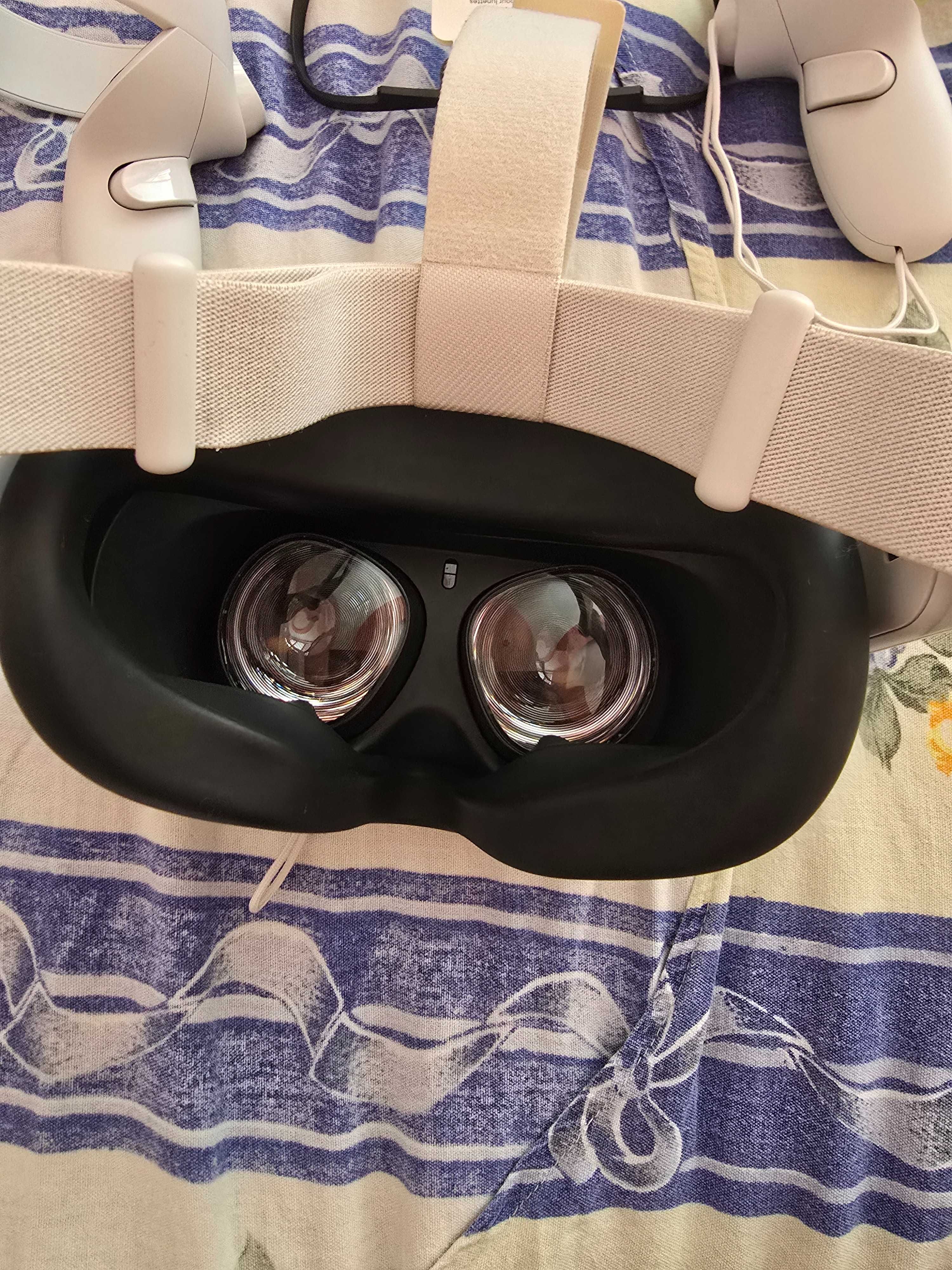 VR очила 250GB Meta Quest 2 Oculus