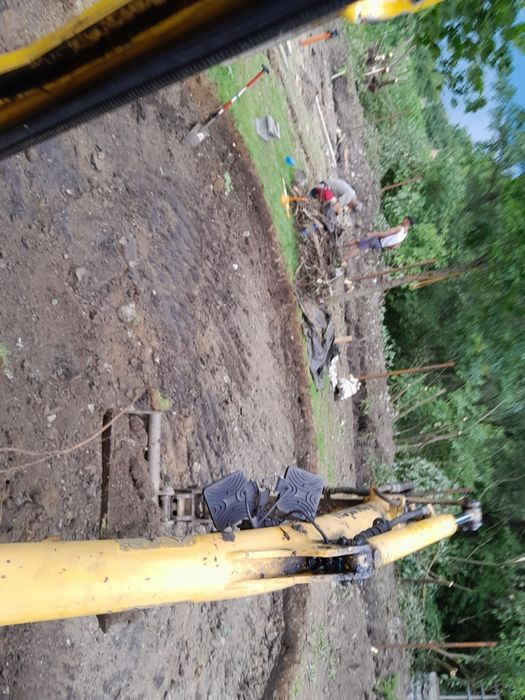 Lucrari mini excavator 1,6 tone