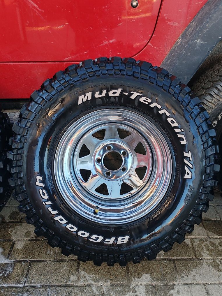 Set roți Jeep Wrangler TJ – BFGoodrich Mud-Terrain T/A + jante cromate