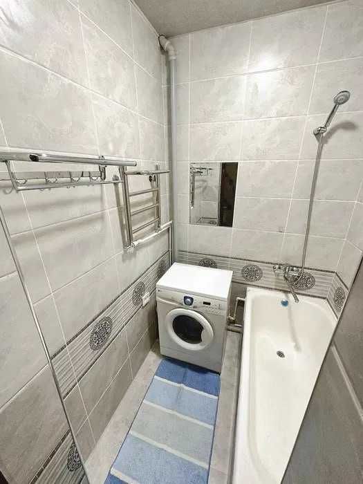 Сдаётся комфортная квартира на Махтумкули 304*