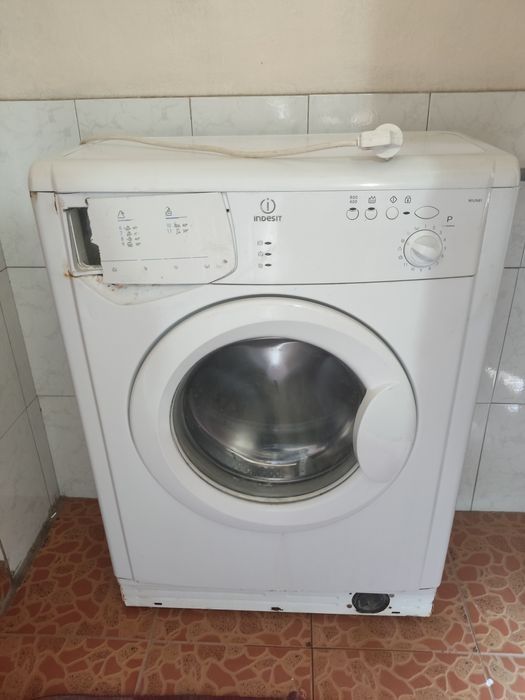 Avtomat kir yuvish mashinasi INDESIT
