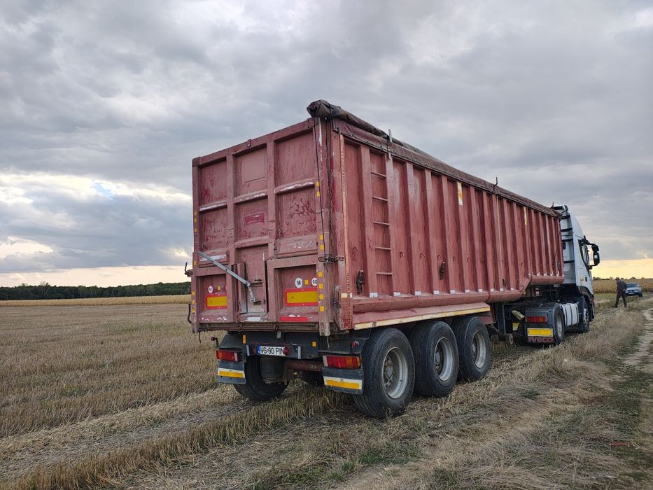 Bena cereale schimb cu semiremorca prelata