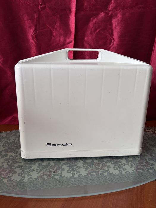 Mașină de cusut Sanda